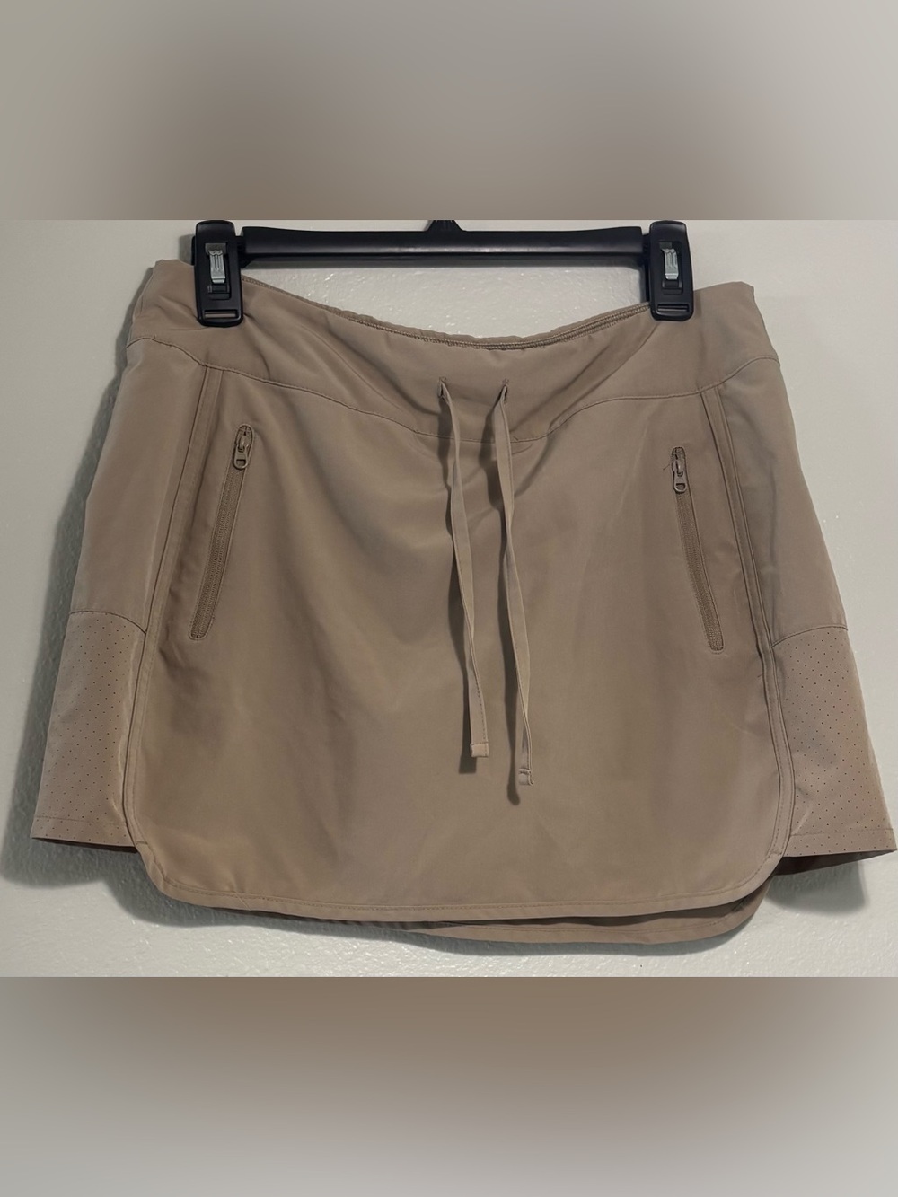 Polyester outdoor squort